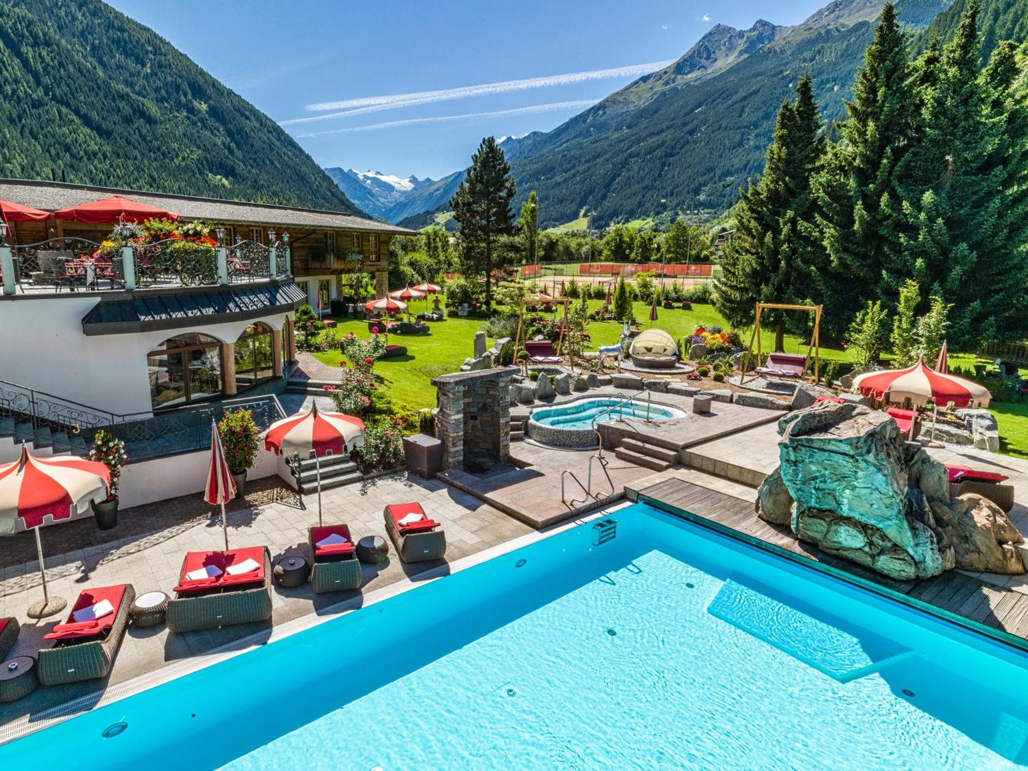 Relais&Chateaux Spa-Hotel Jagdhof Neustift im Stubaital Exterior photo