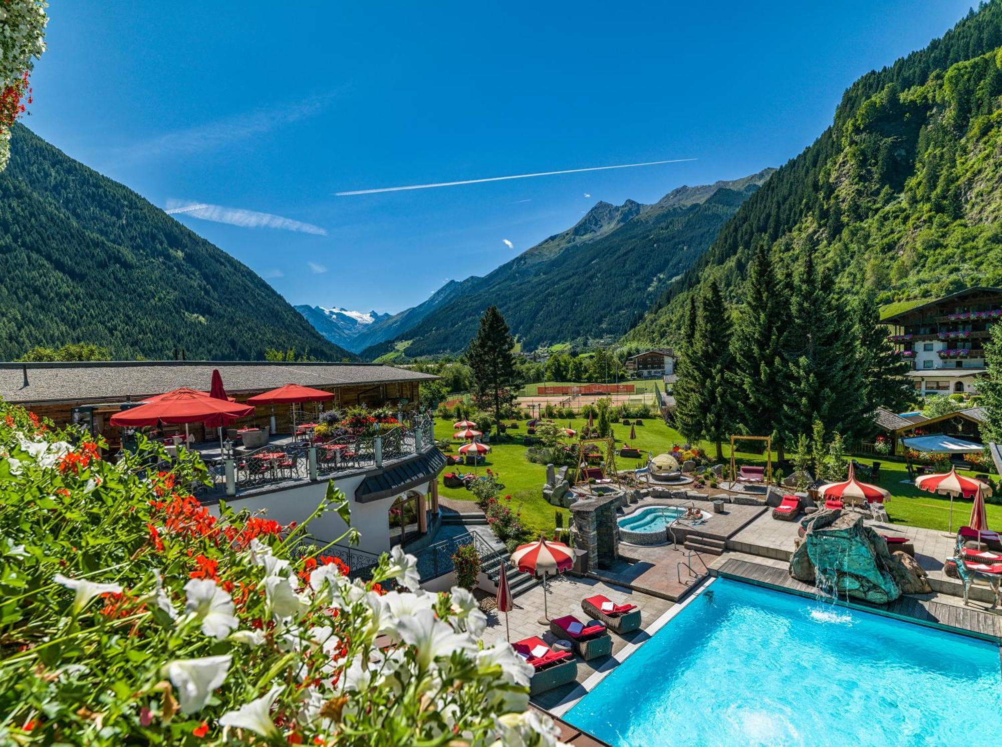 Relais&Chateaux Spa-Hotel Jagdhof Neustift im Stubaital Exterior photo